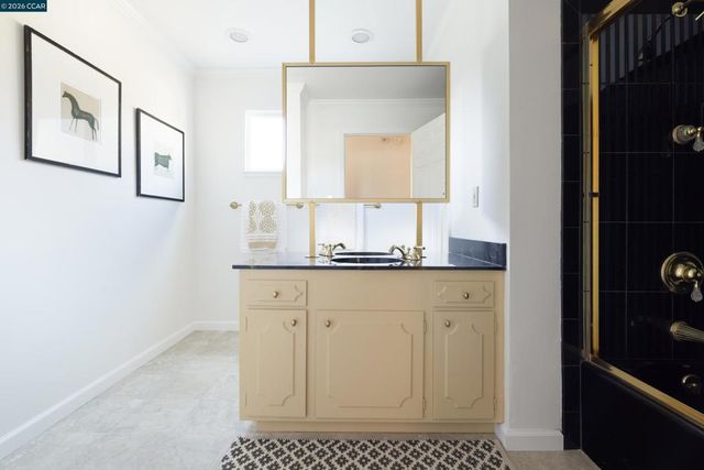 902 Kane Cir, Walnut Creek, CA 94598