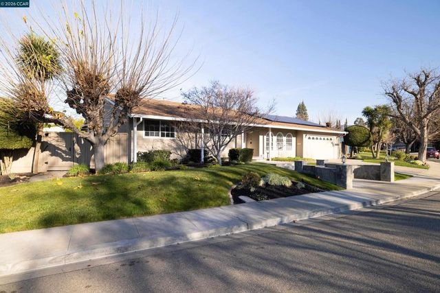 902 Kane Cir, Walnut Creek, CA 94598