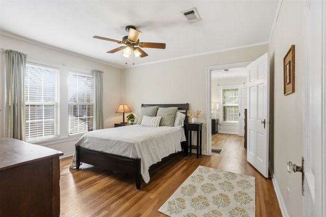 3104 Yucca Avenue, Fort Worth, TX 76111
