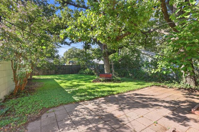 3104 Yucca Avenue, Fort Worth, TX 76111