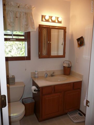 2388 Ava, Howell, MI 48843