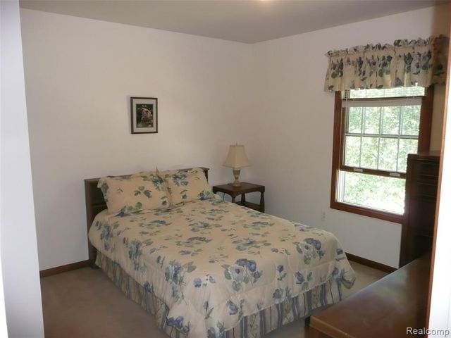 2388 Ava, Howell, MI 48843
