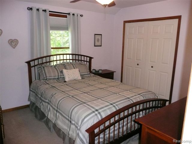 2388 Ava, Howell, MI 48843