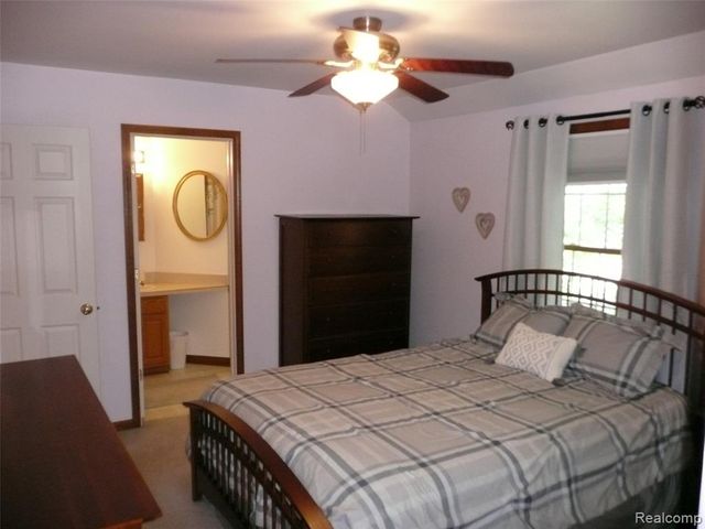 2388 Ava, Howell, MI 48843