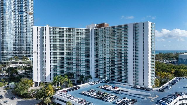 100 Bayview Dr 229, Sunny Isles Beach, FL 33160