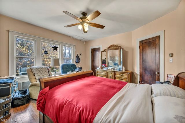 2205 Grandview Avenue, Cleveland Heights, OH 44106