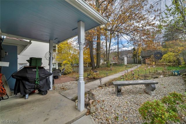 2205 Grandview Avenue, Cleveland Heights, OH 44106