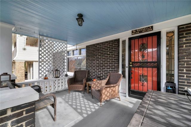 2205 Grandview Avenue, Cleveland Heights, OH 44106
