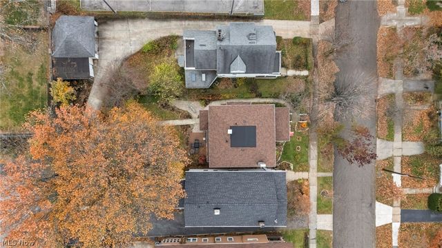 2205 Grandview Avenue, Cleveland Heights, OH 44106