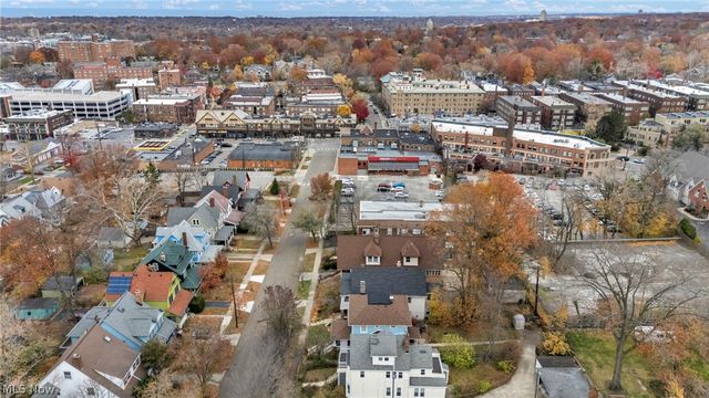 2205 Grandview Avenue, Cleveland Heights, OH 44106