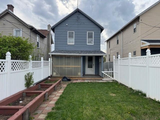 432 Lloyd Avenue, Latrobe, PA 15650