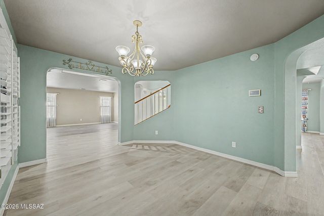 12592 N Pioneer Way, Oro Valley, AZ 85737