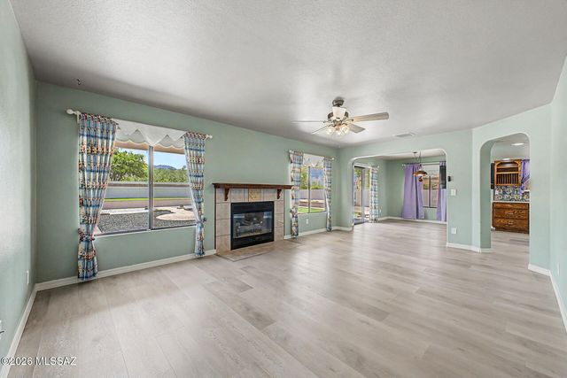 12592 N Pioneer Way, Oro Valley, AZ 85737