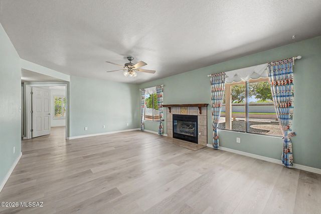 12592 N Pioneer Way, Oro Valley, AZ 85737