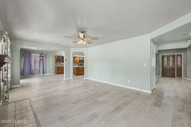 12592 N Pioneer Way, Oro Valley, AZ 85737