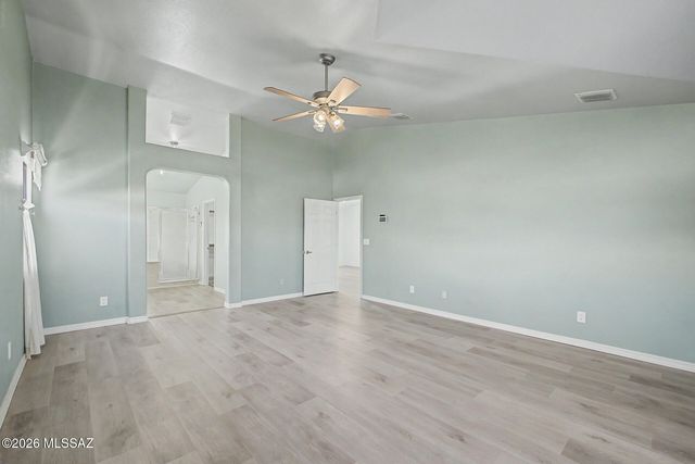 12592 N Pioneer Way, Oro Valley, AZ 85737