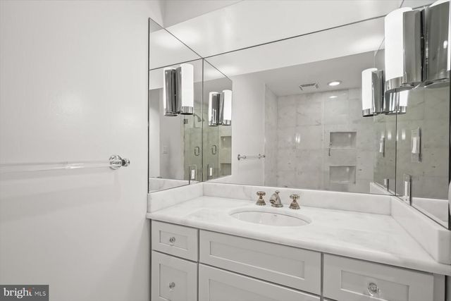 3029 DENT PL NW, Washington, DC 20007