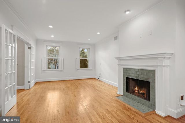 3029 DENT PL NW, Washington, DC 20007