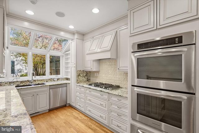 3029 DENT PL NW, Washington, DC 20007