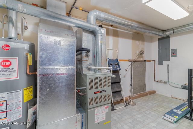 7077 Funkhouser St, Bonners Ferry, ID 83805