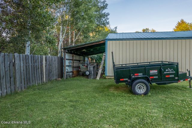 7077 Funkhouser St, Bonners Ferry, ID 83805