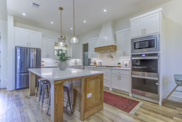 550 Capstone Ridge Drive, Santo, TX 76472