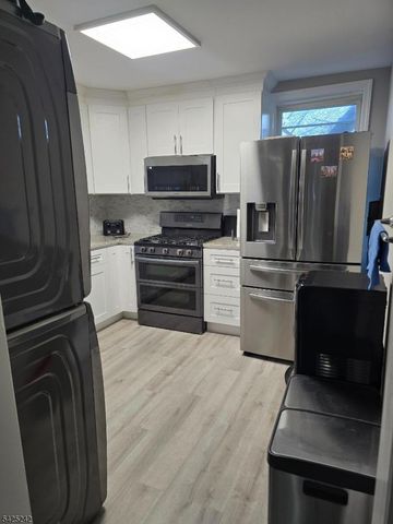 116 Mapes Ave, Newark City, NJ 07112