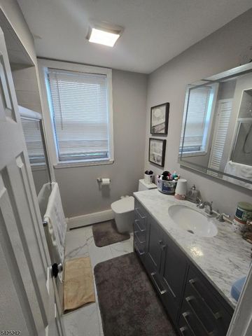 116 Mapes Ave, Newark City, NJ 07112