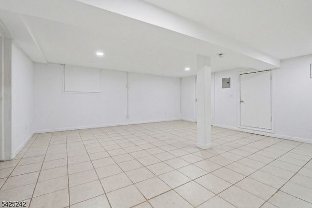 116 Mapes Ave, Newark City, NJ 07112