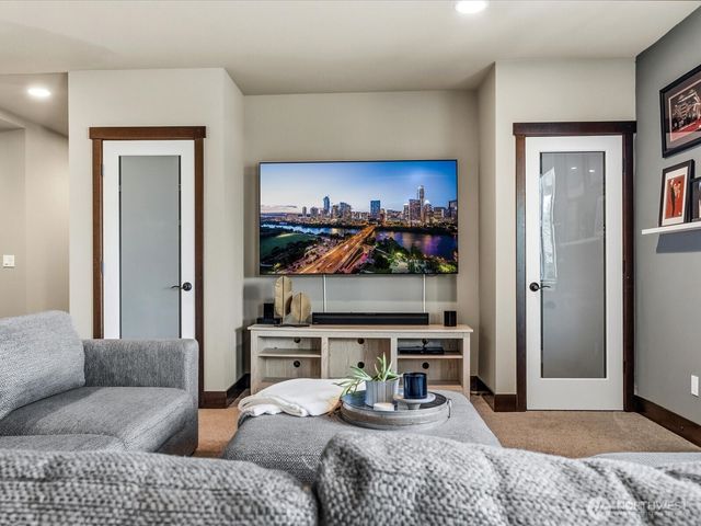 10711 208th Avenue SE, Snohomish, WA 98290