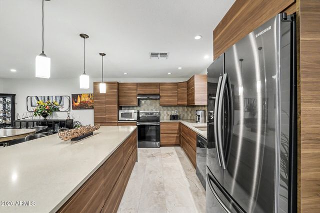 12715 W BANYAN Drive, Sun City West, AZ 85375