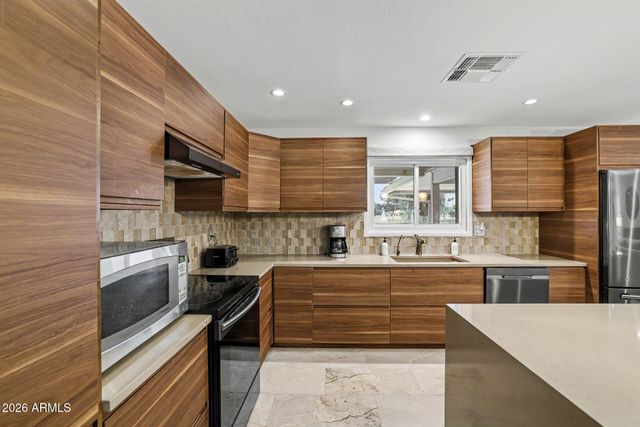 12715 W BANYAN Drive, Sun City West, AZ 85375