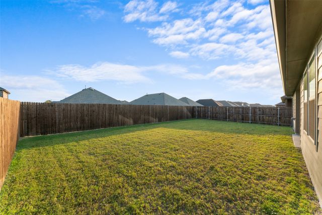 413 Auburn Forest Drive, Princeton, TX 75407