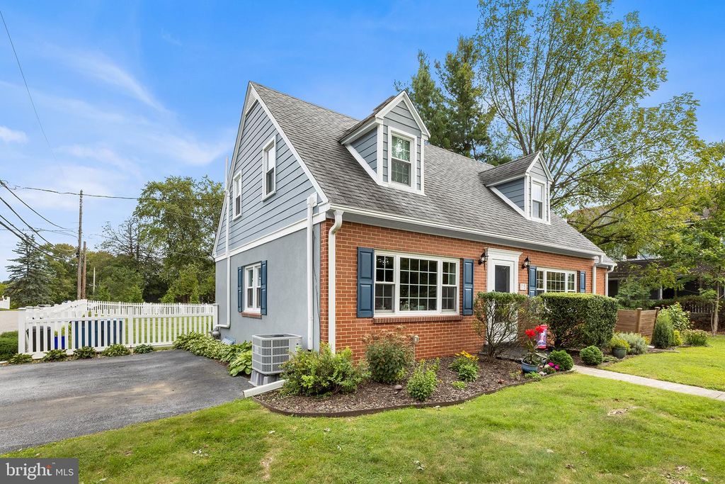 115 MAPLE LN, WEST CHESTER, PA 19382 — photo 2
