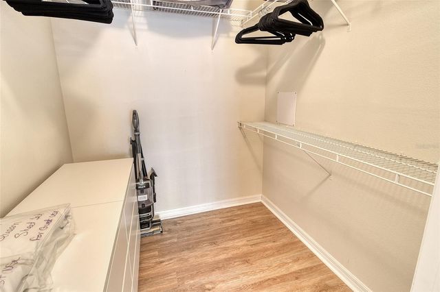 1010 VILLAGIO CIRCLE 201, Sarasota, FL 34237