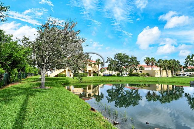 1010 VILLAGIO CIRCLE 201, Sarasota, FL 34237