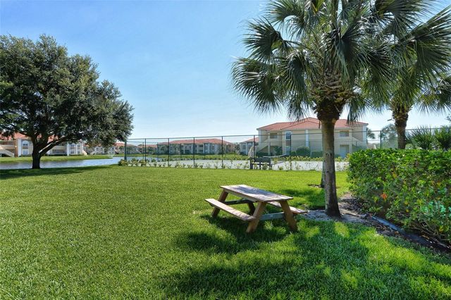 1010 VILLAGIO CIRCLE 201, Sarasota, FL 34237