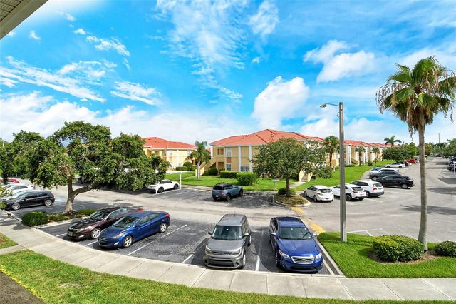 1010 VILLAGIO CIRCLE 201, Sarasota, FL 34237