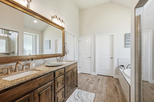 11616 Caracal Drive, Godley, TX 76044