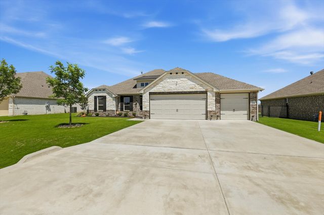 11616 Caracal Drive, Godley, TX 76044
