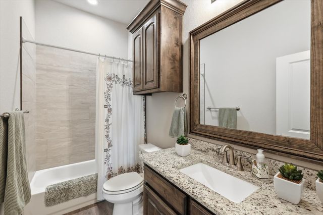 11616 Caracal Drive, Godley, TX 76044
