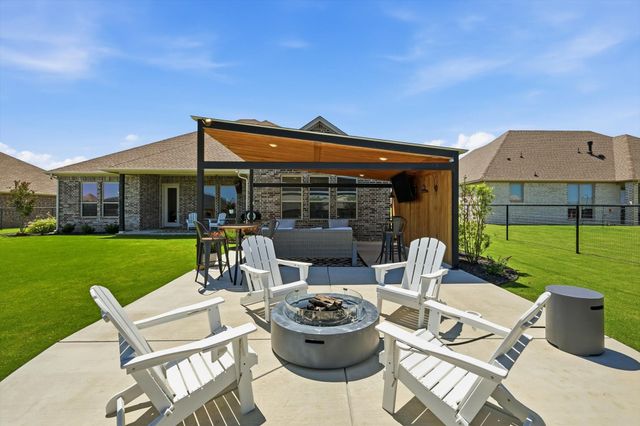 11616 Caracal Drive, Godley, TX 76044