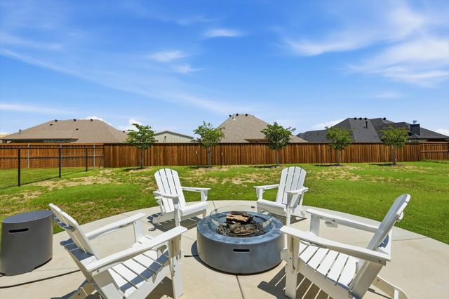 11616 Caracal Drive, Godley, TX 76044