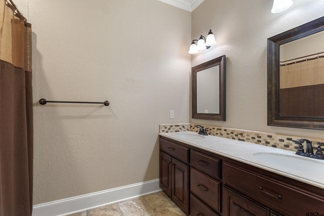 1202 Dreamcatcher, Tyler, TX 75703