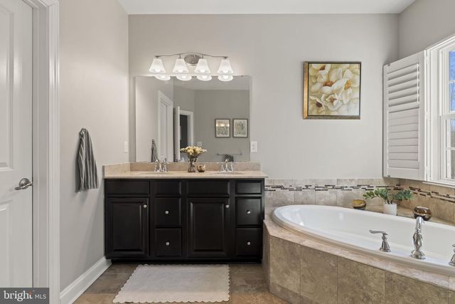 87 ISABELLE CT, Marlton, NJ 08053