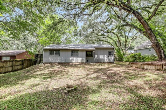 2756 FARINGDON DRIVE, Tallahassee, FL 32303