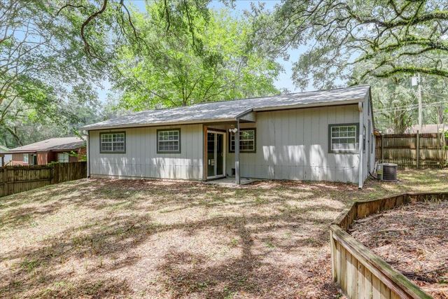2756 FARINGDON DRIVE, Tallahassee, FL 32303