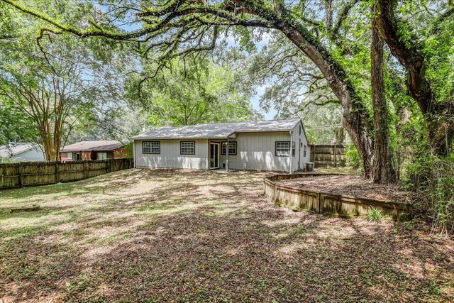 2756 FARINGDON DRIVE, Tallahassee, FL 32303