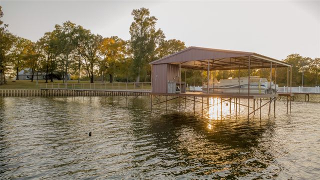 250 County Road 1516, Alba, TX 75410