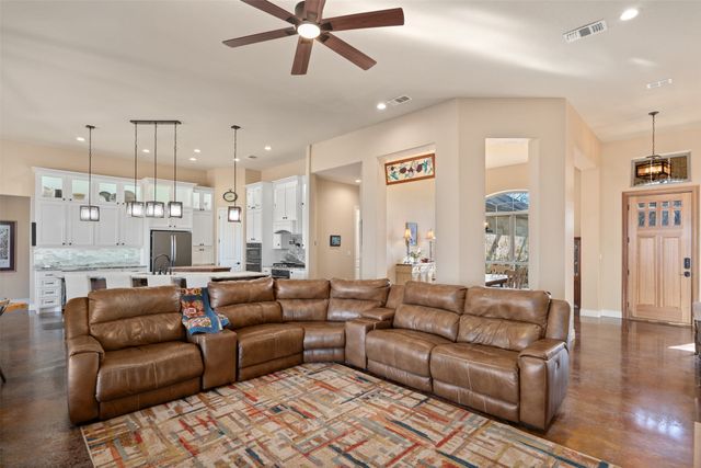 250 County Road 1516, Alba, TX 75410